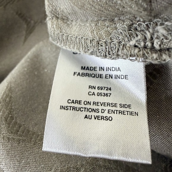 Columbia Mens Beige Hawaiian Tropical Shark Print Button Down Cotton Shirt M - Picture 5 of 6